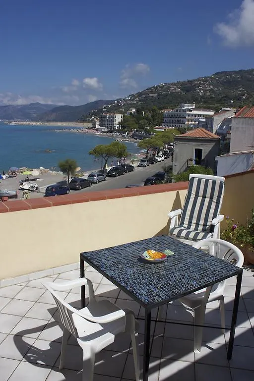 Le Case Del Borgo - Perla Capo dʼOrlando Apartmán