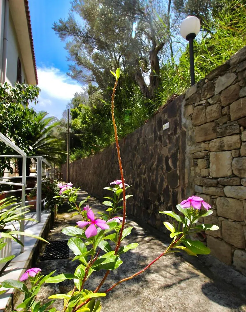 Apartmán Le Case Del Borgo - Perla Capo dʼOrlando Itálie